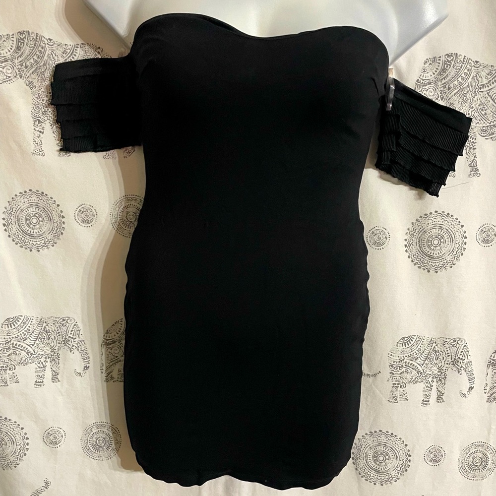 Womens small Glare little black dress sexy off the shoulder great condition mini - Picture 1 of 6